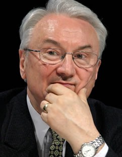 dr Báger Gusztáv